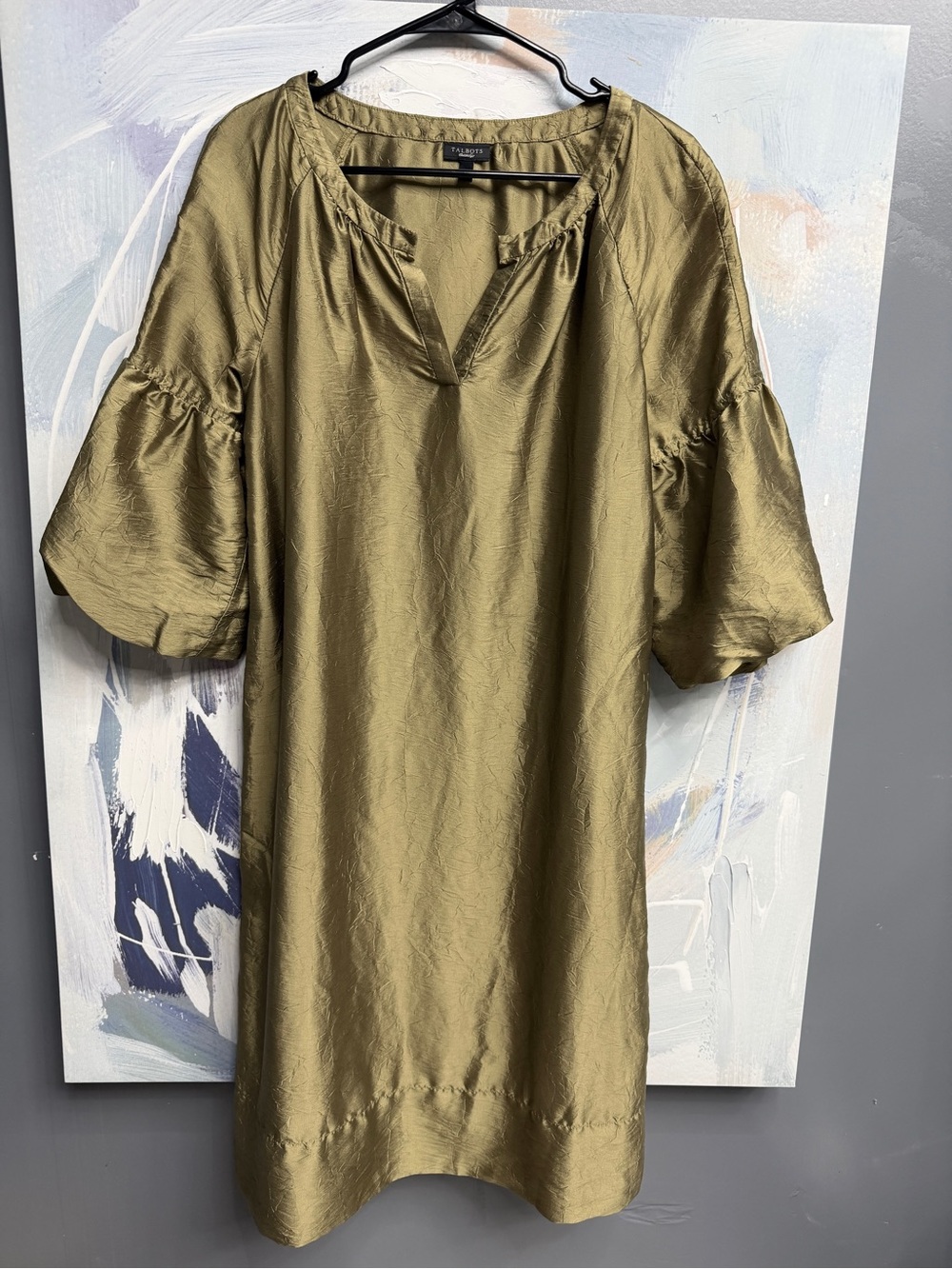 79% Silk! Talbots Shift Dress Small Olive Gold Balloon Sleeve Split Neck Dress - Picture 2 of 14